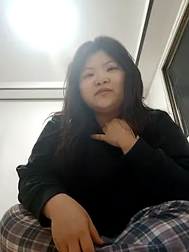 hello098712 online show from March 3, 6:44 pm