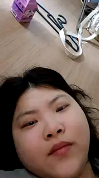 hello098712 online show from March 8, 8:11 am