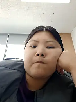 hello098712 online show from September 18, 3:30 am