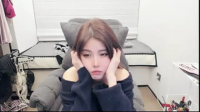 bbtt544 online show from October 17, 3:03 pm