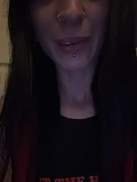 MissMidnightUK online show from May 15, 11:45 pm
