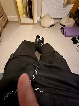 realityyshowww online show from December 12, 5:59 pm