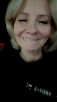 Snapshot of Milen_Milf chatting on December 23, 1:24 pm Milen Milf online show from December 23, 1:24 pm