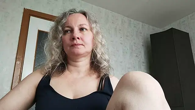EdithManning online show from June 8, 6:58 am