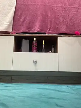 abyusif101099 online show from March 18, 9:18 pm