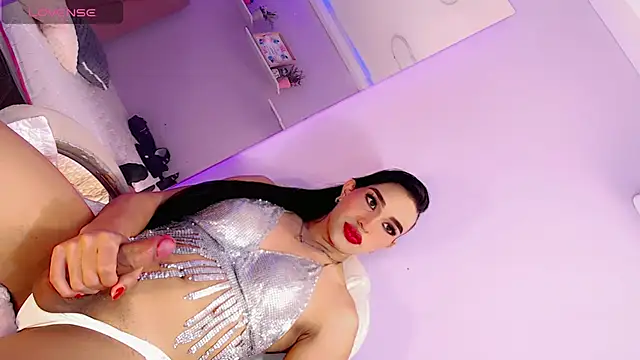 Snapshot of Jadeyourqueen chatting on January 5, 3:34 pm Jadeyourqueen online show from January 5, 3:34 pm