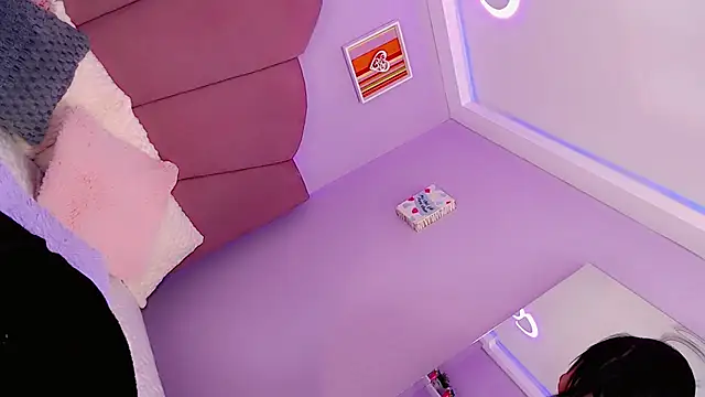 Snapshot of Jadeyourqueen chatting on January 17, 6:44 pm Jadeyourqueen online show from January 17, 6:44 pm