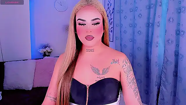 Snapshot of SexyValeriaa chatting on April 27, 1:20 pm SexyValeriaa online show from April 27, 1:20 pm