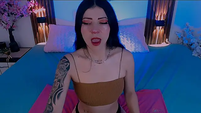 AmyHE online show from May 31, 11:39 am