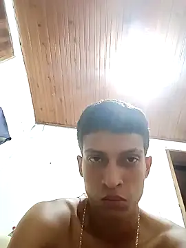 Snapshot of wolf_james123 chatting on December 12, 9:48 pm wolf james123 online show from December 12, 9:48 pm