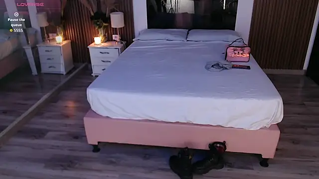 Sam mansson66 online show from December 22, 1:30 pm