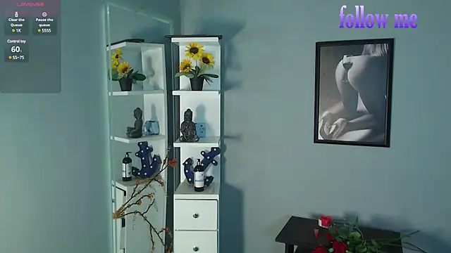 zoey-fox online show from March 6, 1:16 am