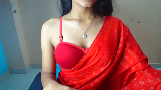 Snapshot of Chandani-Love chatting on April 15, 6:37 pm Chandani-Love online show from April 15, 6:37 pm