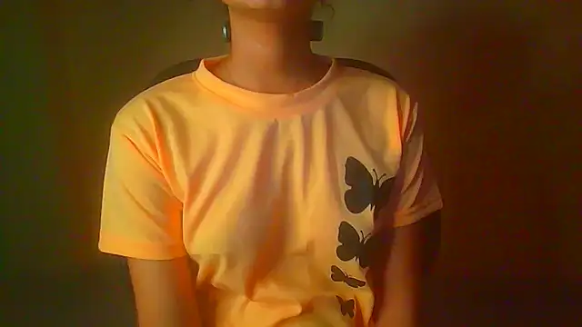 Snapshot of Chandani-Love chatting on April 25, 1:41 pm Chandani-Love online show from April 25, 1:41 pm