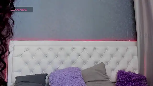 antonelllepiercee online show from January 17, 7:38 pm