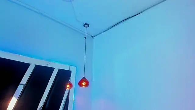 antonelllepiercee online show from February 13, 11:39 am