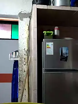 Kasandra Ho online show from February 8, 3:10 pm