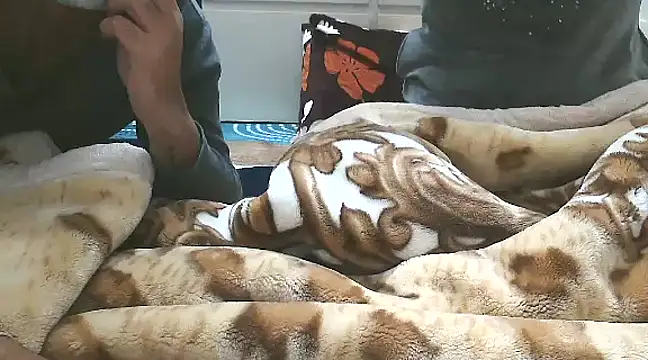 Snapshot of hotwife_siri chatting on January 6, 4:44 pm hotwife siri online show from January 6, 4:44 pm