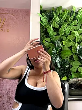 Lea velle online show from January 6, 4:38 am