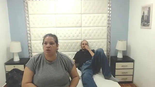 Candy and Jh0n online show from March 5, 2:57 am