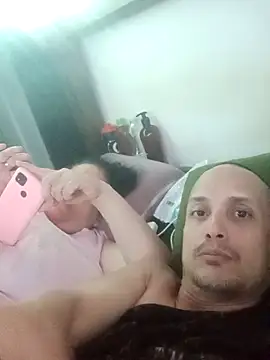 Snapshot of Candy_and_Jh0n chatting on March 30, 5:19 am Candy and Jh0n online show from March 30, 5:19 am