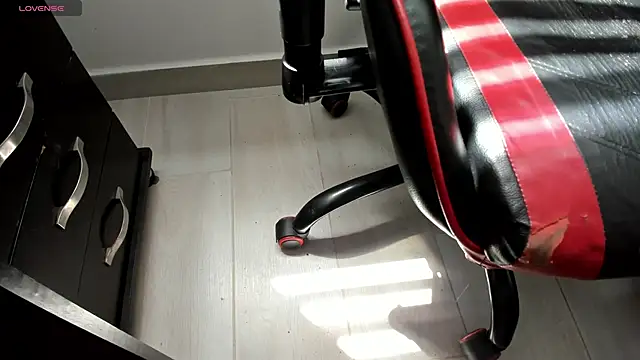 gracekelly12 online show from December 3, 3:54 pm