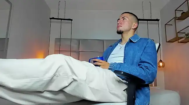 King Dante  online show from March 12, 10:07 pm