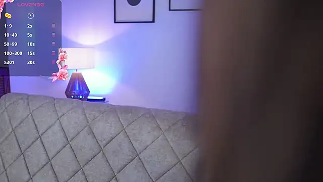 Snapshot of CattleyaScaly chatting on December 20, 7:39 pm CattleyaScaly online show from December 20, 7:39 pm