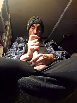 Snapshot of Pumpndeep chatting on January 15, 8:30 am Pumpndeep online show from January 15, 8:30 am