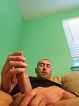 Snapshot of Pumpndeep chatting on January 15, 8:05 pm Pumpndeep online show from January 15, 8:05 pm