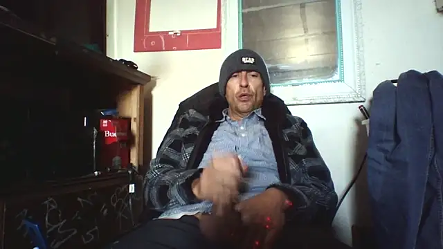 Snapshot of Pumpndeep chatting on February 17, 8:04 pm Pumpndeep online show from February 17, 8:04 pm