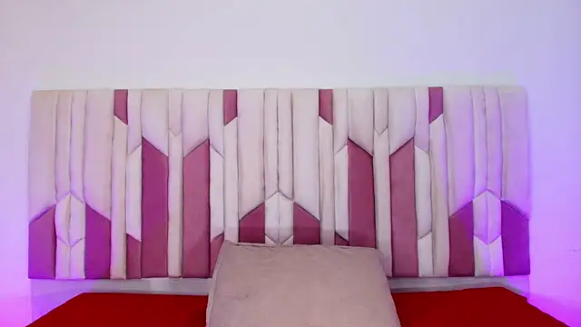 mia stanfort online show from October 22, 7:13 pm