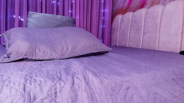 Snapshot of mia_stanfort chatting on February 25, 7:12 pm mia stanfort online show from February 25, 7:12 pm