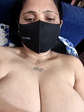 Snapshot of Neha8923 chatting on March 20, 4:29 am Neha8923 online show from March 20, 4:29 am