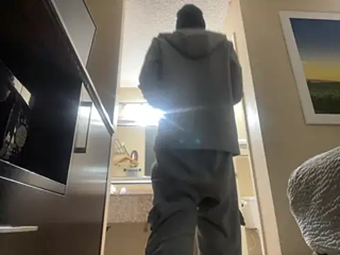 Snapshot of Backshort11 chatting on February 8, 8:45 pm Backshort11 online show from February 8, 8:45 pm