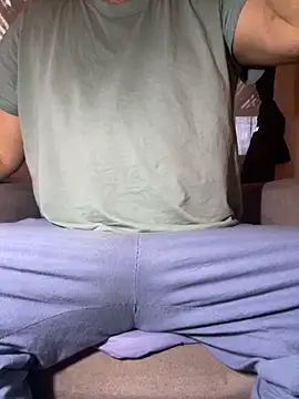 Snapshot of Haariglang chatting on December 1, 6:51 am Haariglang online show from December 1, 6:51 am