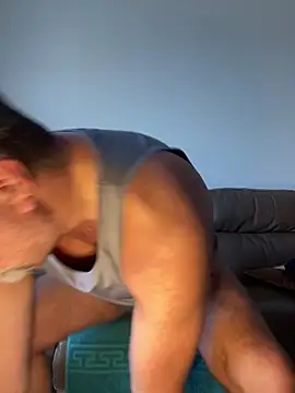 Snapshot of Haariglang chatting on January 6, 7:01 am Haariglang online show from January 6, 7:01 am