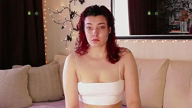 Snapshot of Alysta chatting on March 26, 10:43 am Alysta online show from March 26, 10:43 am