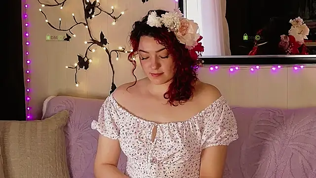 Snapshot of Alysta chatting on April 8, 5:07 am Alysta online show from April 8, 5:07 am