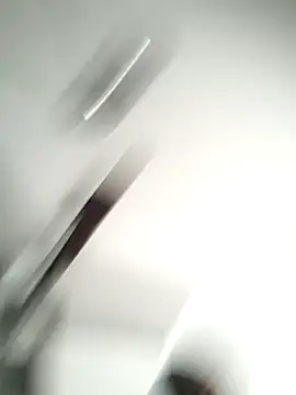 Snapshot of willywonka7793 chatting on December 4, 9:46 pm willywonka7793 online show from December 4, 9:46 pm