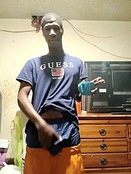 Snapshot of willywonka7793 chatting on February 20, 3:41 pm willywonka7793 online show from February 20, 3:41 pm