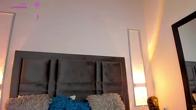 EmmaBecket2 online show from January 29, 3:33 am