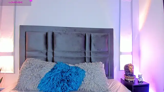 EmmaBecket2 online show from February 11, 3:40 am