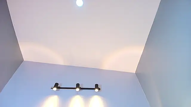 Annie9  online show from October 26, 3:34 am