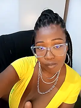 Snapshot of Daniela518 chatting on December 18, 2:32 am Daniela518 online show from December 18, 2:32 am