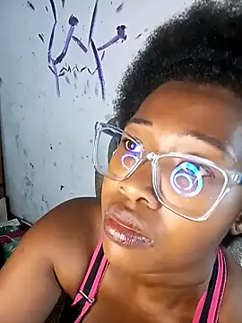 Snapshot of Daniela518 chatting on February 7, 4:46 pm Daniela518 online show from February 7, 4:46 pm