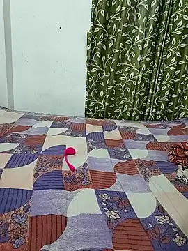 Hottyalia online show from September 28, 11:54 pm