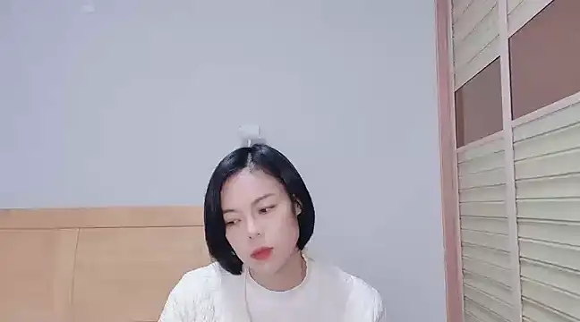 Linda-LL online show from December 21, 3:53 pm
