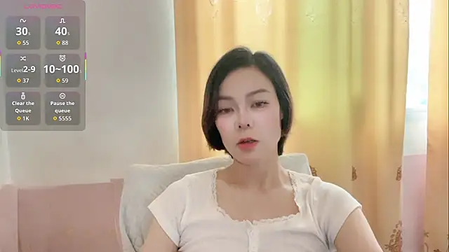 Linda-LL online show from May 22, 5:25 am