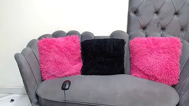 SHANTYBABE online show from December 4, 9:02 pm